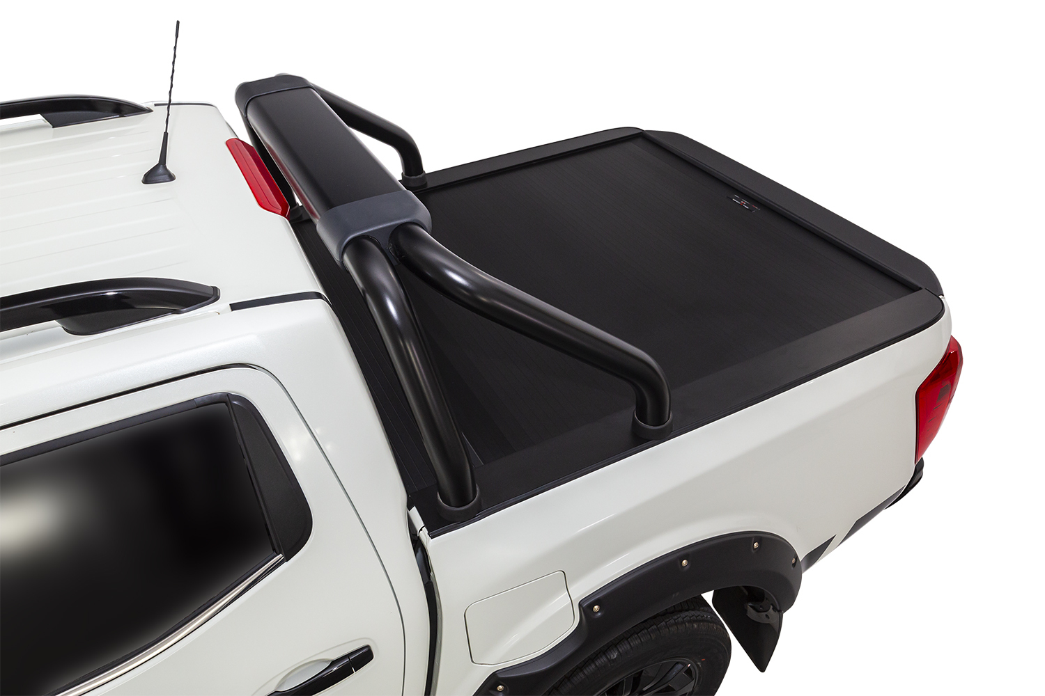 Electric Roll R Cover Series 3 - Dual Cab Nissan NP300 (2015-2020)